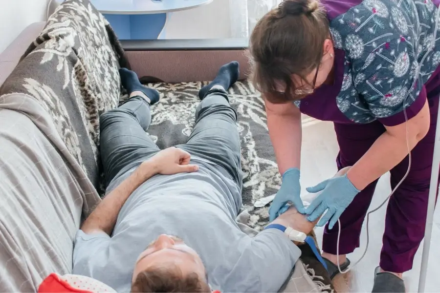 Срочный вывод из запоя в Мелитополе: быстро, недорого